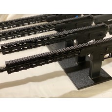 AR-15 4 post multi gun bench top stand with 7" posts